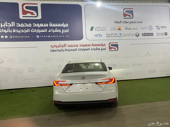 كامري LE بنزين موديل 2025 4