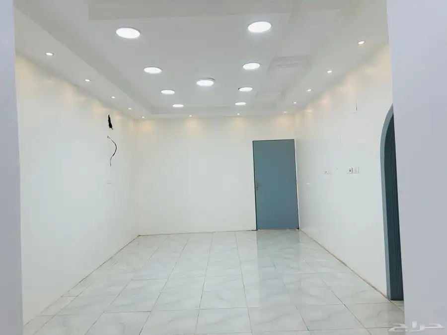 شقة ارضيه جديده للايجار حي النهضه خلف حرس الحدود بنجران 8