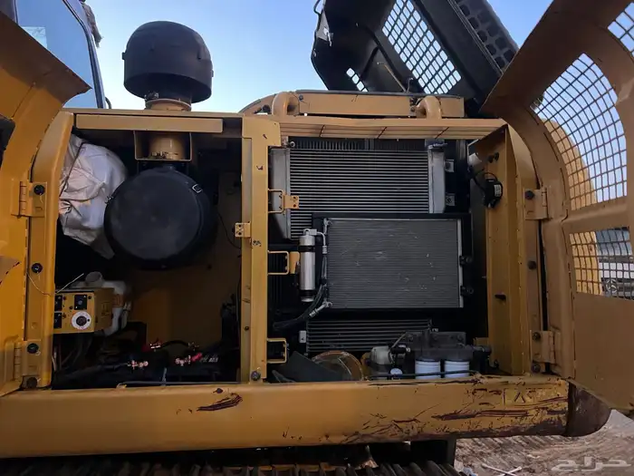 بوكلين كتربلر 2013 مقاس 320 للبيع 8