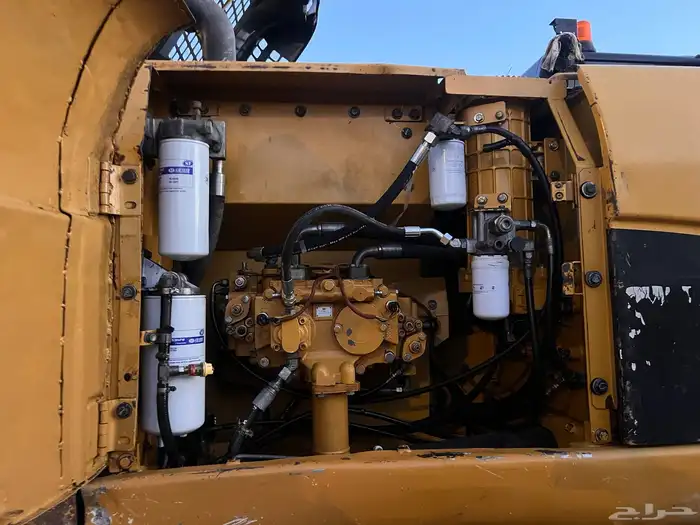 بوكلين كتربلر 2013 مقاس 320 للبيع 6