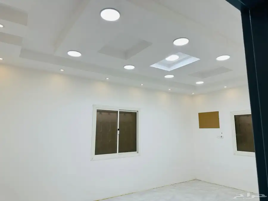 شقة ارضيه جديده للايجار حي النهضه خلف حرس الحدود بنجران 20