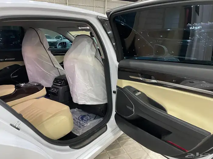 هيونداي جنسس 2018 G90 بصمه ستائر (بنزين) 6 سلندر 3.8L 28