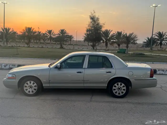 فورد جراند ماركيز 2005 3