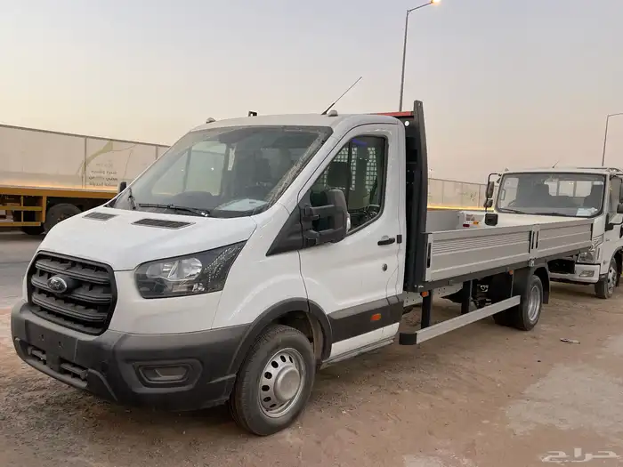 فورد ترانزيت فان330s جوانب ديزل قير عادي2023 5