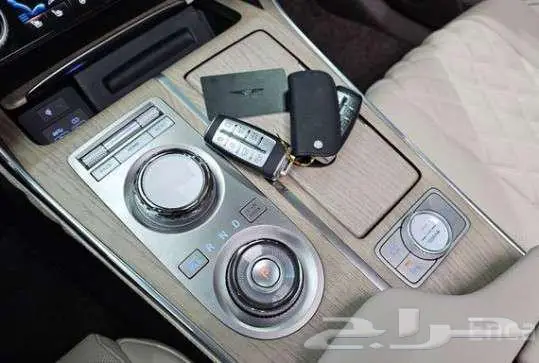 جينيسيس 2023 GV80 2.5T AWD 11