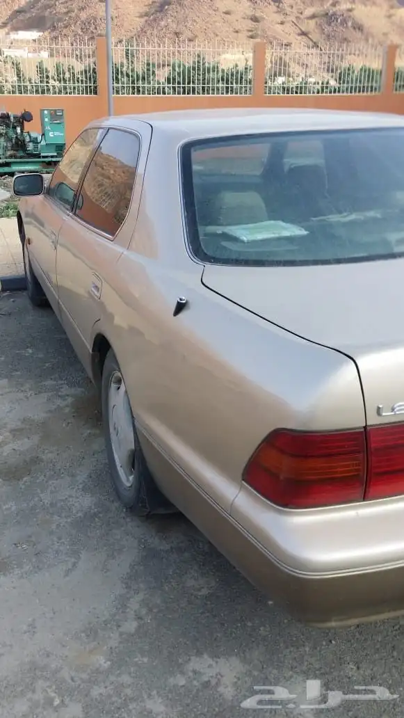 لكزس lS400 0