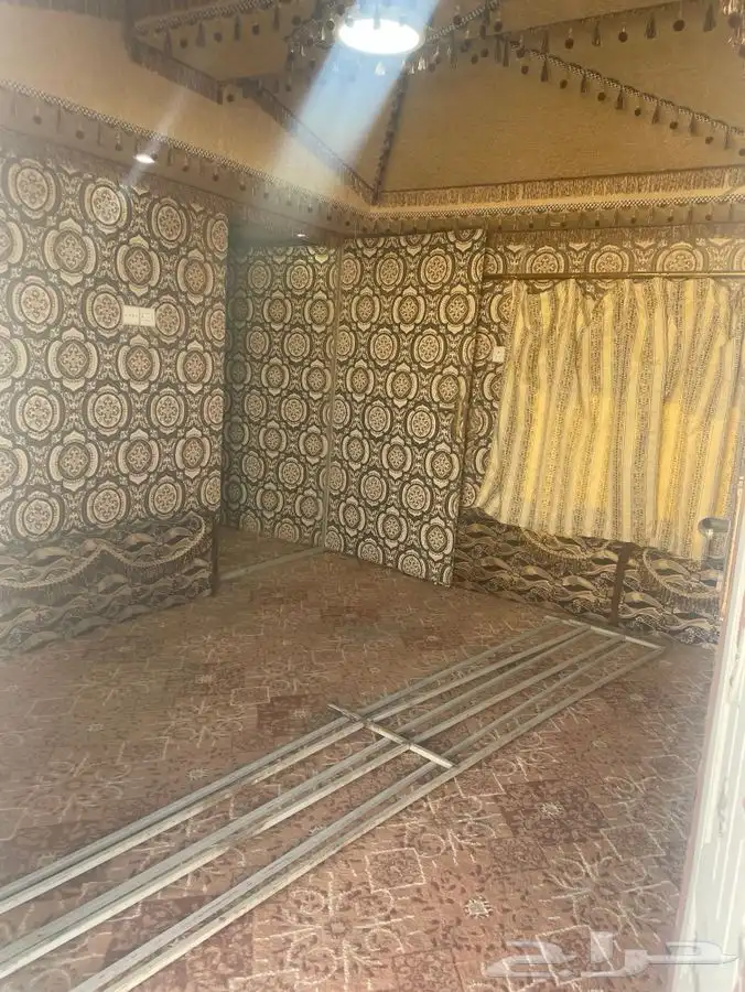 غرفه للبيع نظيفه 4