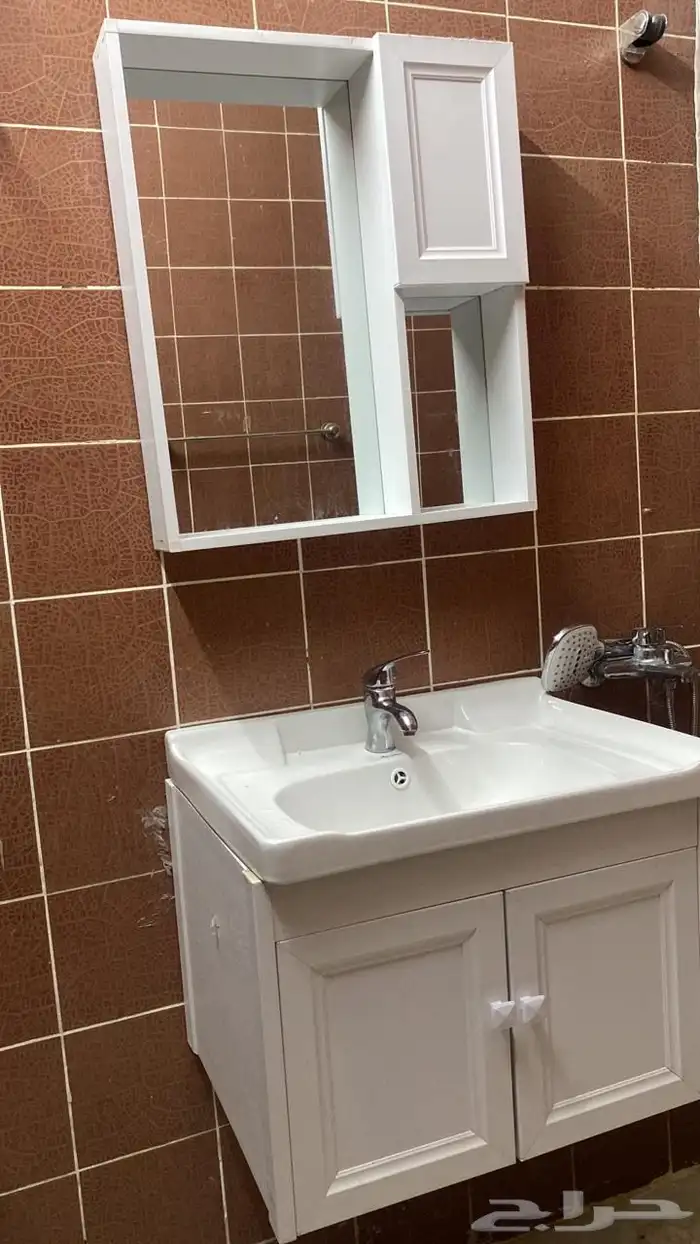 أثاث مستعمل نضيف جميع الاثاث للبيع 3500 5