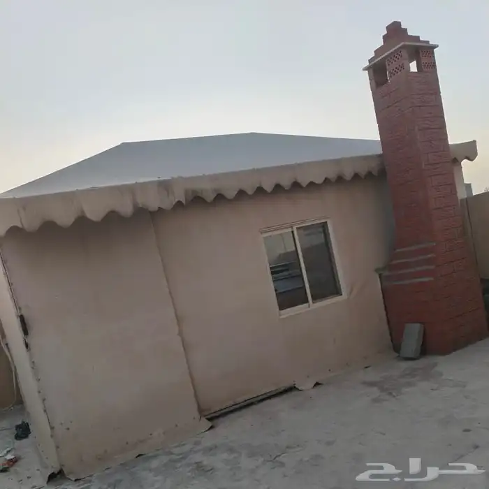 خيمة ملكية للبيع تنقل بالونش سهله جدا 0