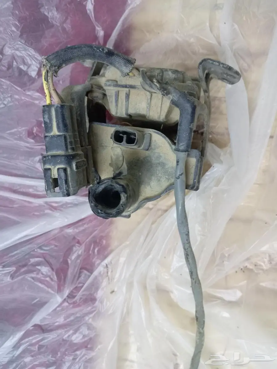 قطع غيار جيب ربع او صالون من 92 الي98 1