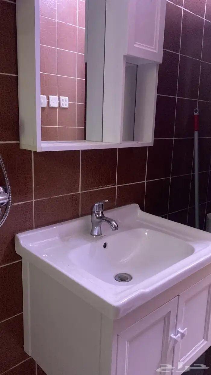 أثاث مستعمل نضيف جميع الاثاث للبيع 3500 6