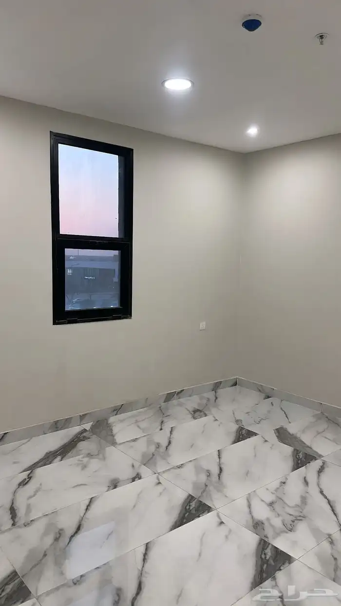 شقة للإيجار سنوي 8