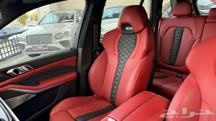 2024 بي ام دبليو اكس 5 كومبتشن BMW X5 M 12