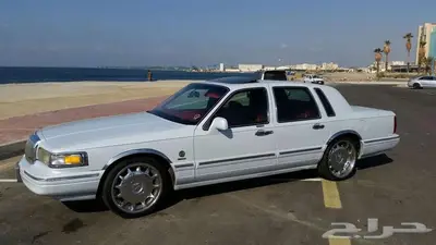 تتوفر جميع جموط الاصليه ونجاريه بجميع المقاسات 42