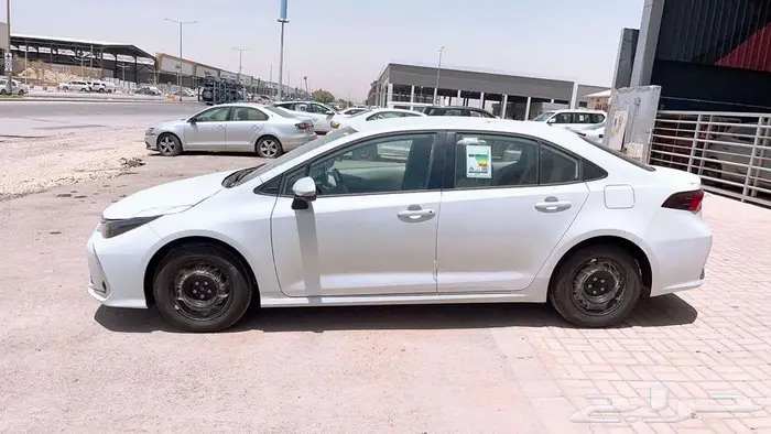 تويوتا كورولا XLI 2.0 طيس بنزين 2025 2