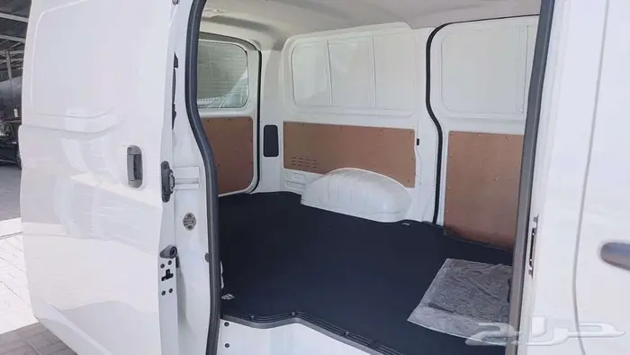 تويوتا هاي اس بضاعه سقف عادي ديزل 2025 6