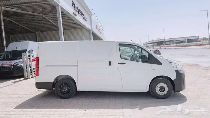 تويوتا هاي اس بضاعه سقف عادي ديزل 2025 1