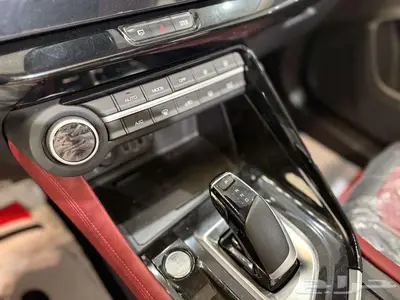 دونغ فينغ AX7 2023   SUV قوية بلمسة تقنية وعصرية 7