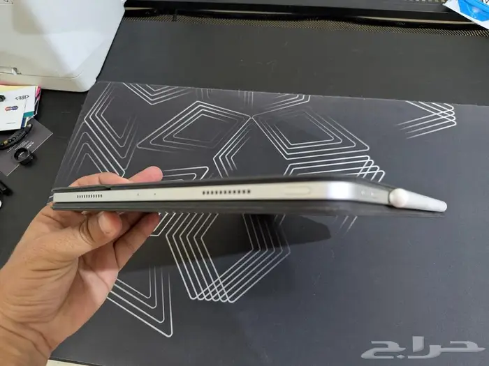أبل آيباد برو الجيل الخامس Apple iPad pro 12.9 مع كيبورد 2