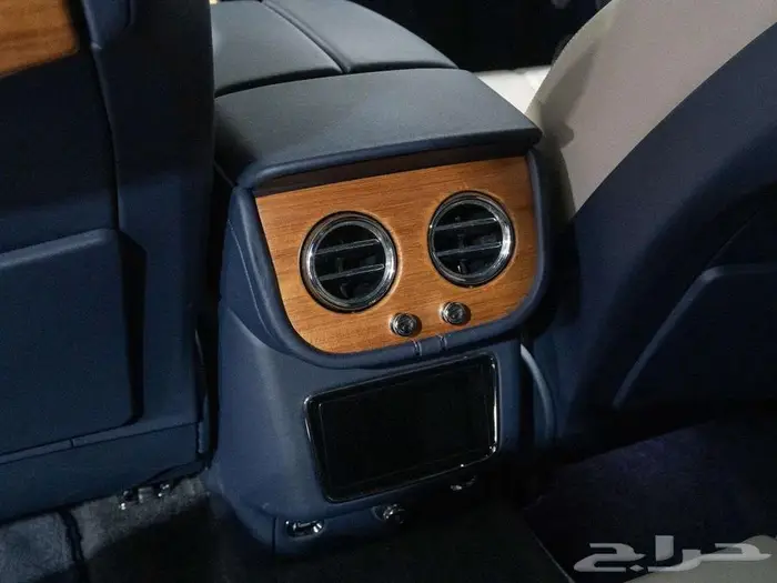 بنتلي Bentley Bentayga 15