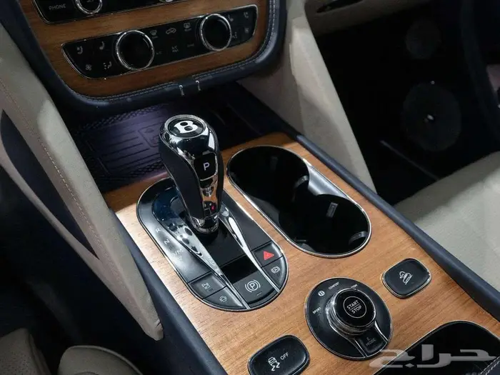 بنتلي Bentley Bentayga 5