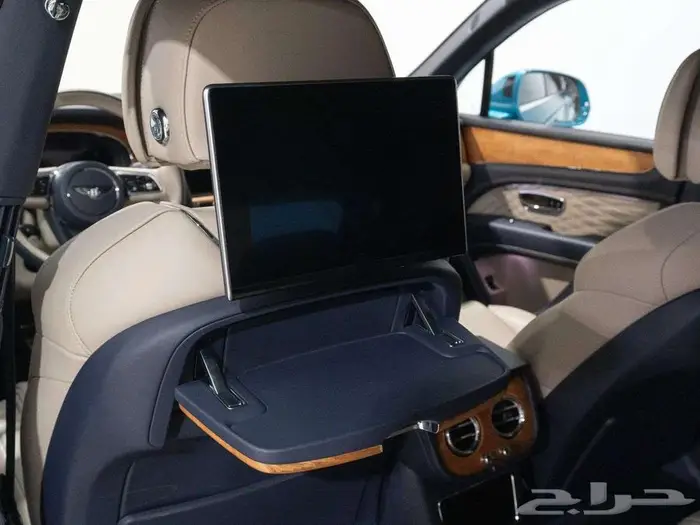 بنتلي Bentley Bentayga 14