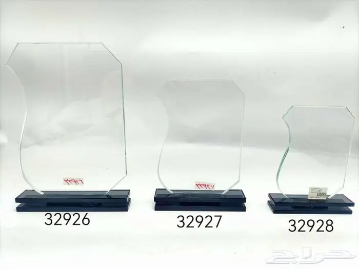 دروع هدايا بوكسات تصميم طباعة لوحة بانرات استيكرات اعلام بنر 15