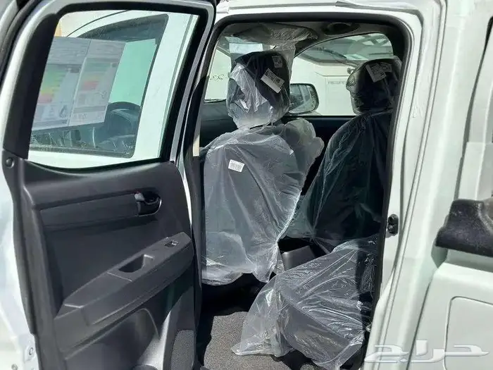 ايسوزو ديماكس غمارتين ستاندر 2025 15