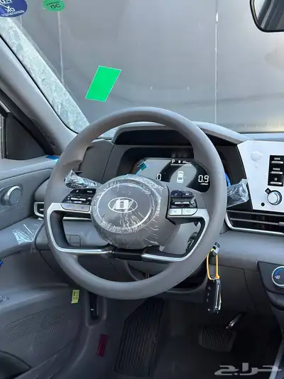 هيونداي النترا 2.0 سمارت 2025 متوفر سقف اسود 6