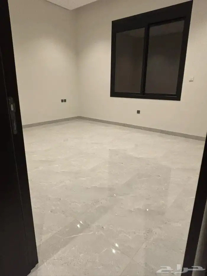 Large elegant apartment for rent in Al Mahdia district- شقة 7