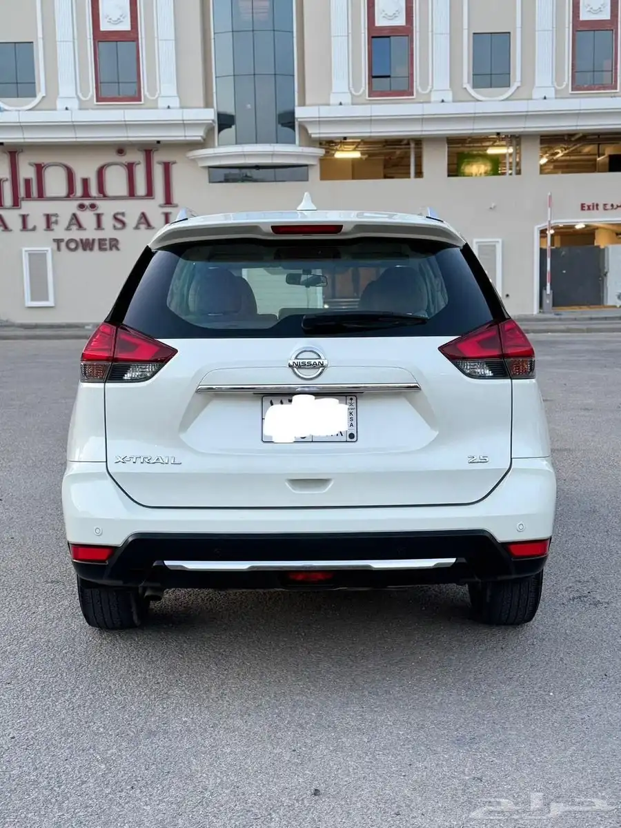 نيسان أكس تريل 2021 دبل (4X4) (7) مقاعد (على الضمان) 5