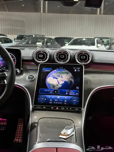 مرسيدس AMG 2023 C300 فل كامل . رصد الفخامة 32
