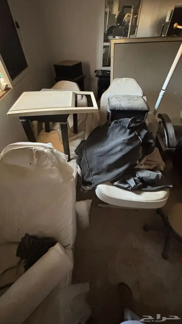 اغراض مشغل نسائي ( مشغل كامل بحميع ادواته ) - ينبع البحر 9