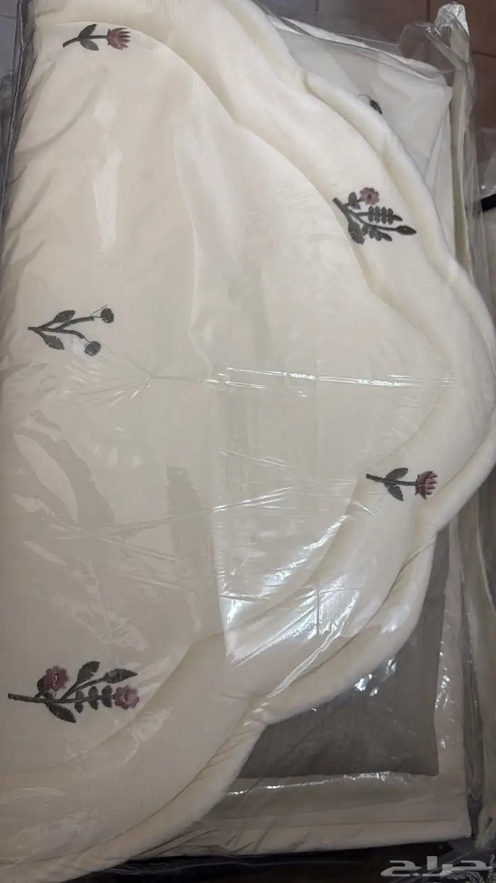 البيع بالكامل جميع المعروض 22