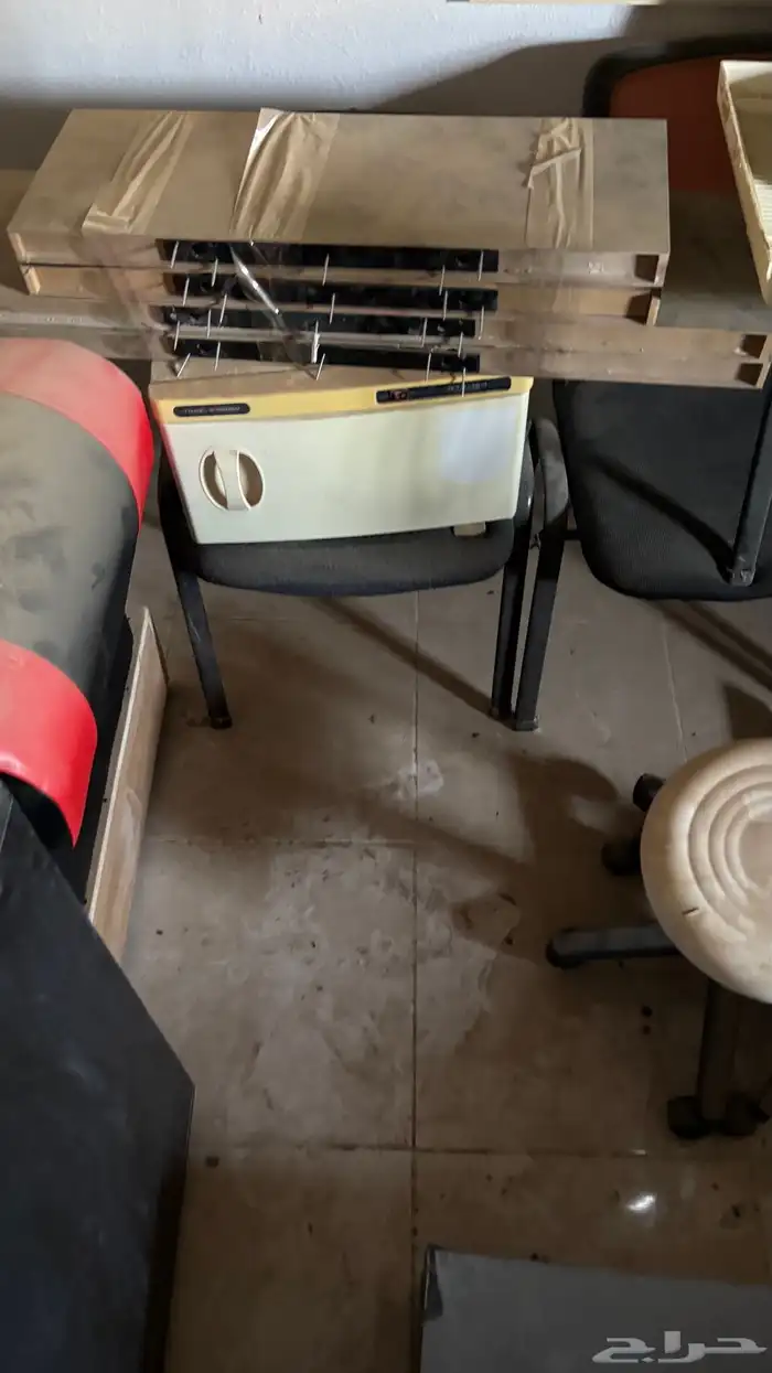 اغراض مشغل نسائي ( مشغل كامل بحميع ادواته ) - ينبع البحر 4