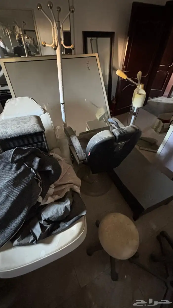 اغراض مشغل نسائي ( مشغل كامل بحميع ادواته ) - ينبع البحر 15