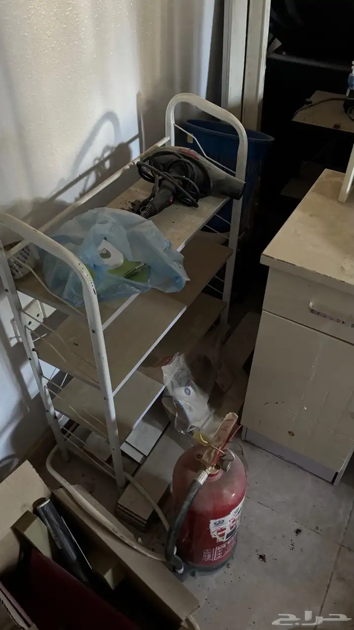 اغراض مشغل نسائي ( مشغل كامل بحميع ادواته ) - ينبع البحر 2