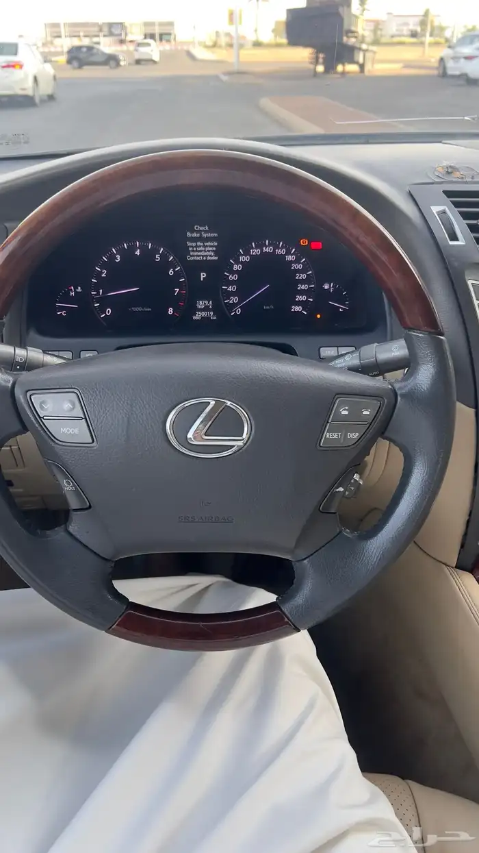 لكزس LS 2008 4