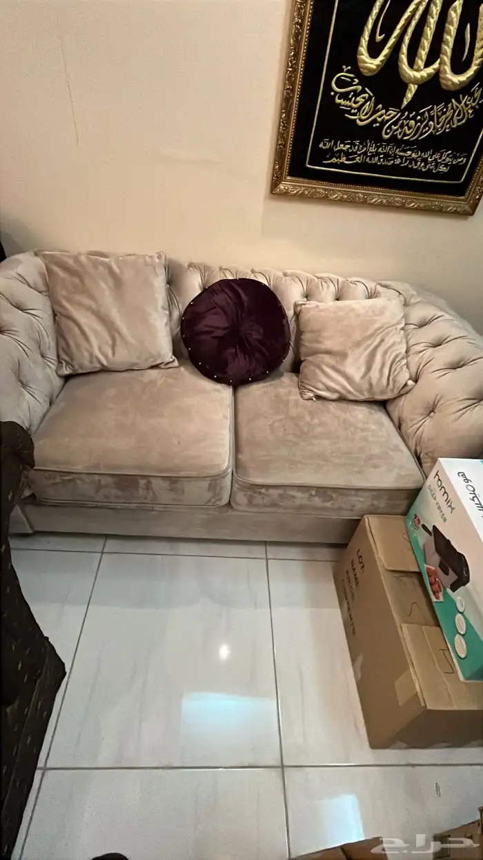 كنبة للبيع 0