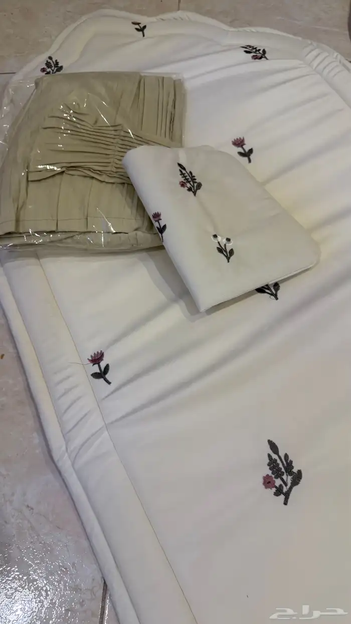 البيع بالكامل جميع المعروض 35