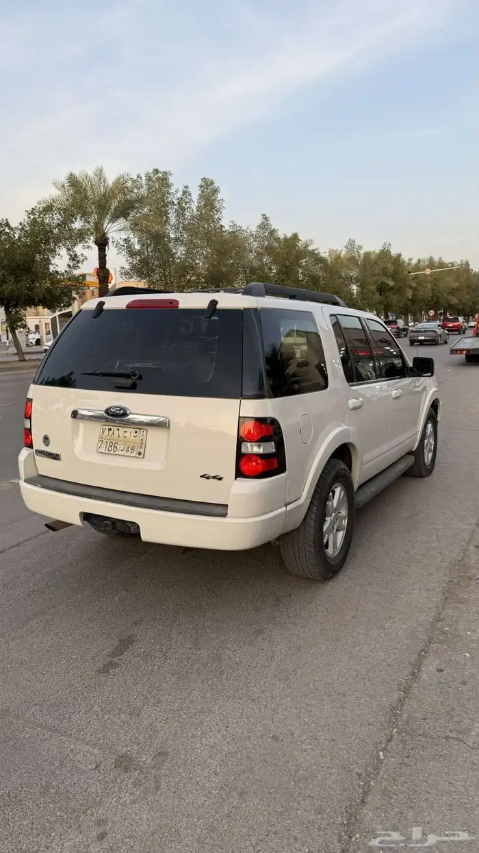 اكسبلور 2010 للبيع 3