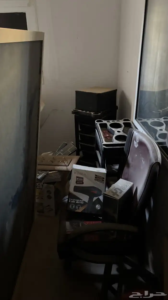 اغراض مشغل نسائي ( مشغل كامل بحميع ادواته ) - ينبع البحر 18