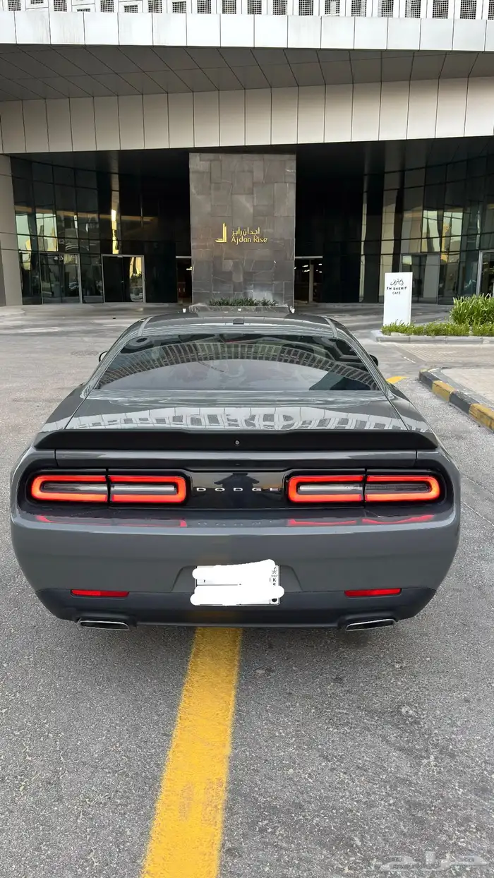 تشالنجر 2018 sxt للبيع 1