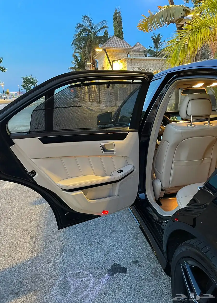 Mercedes E300 مرسيدس 300 26