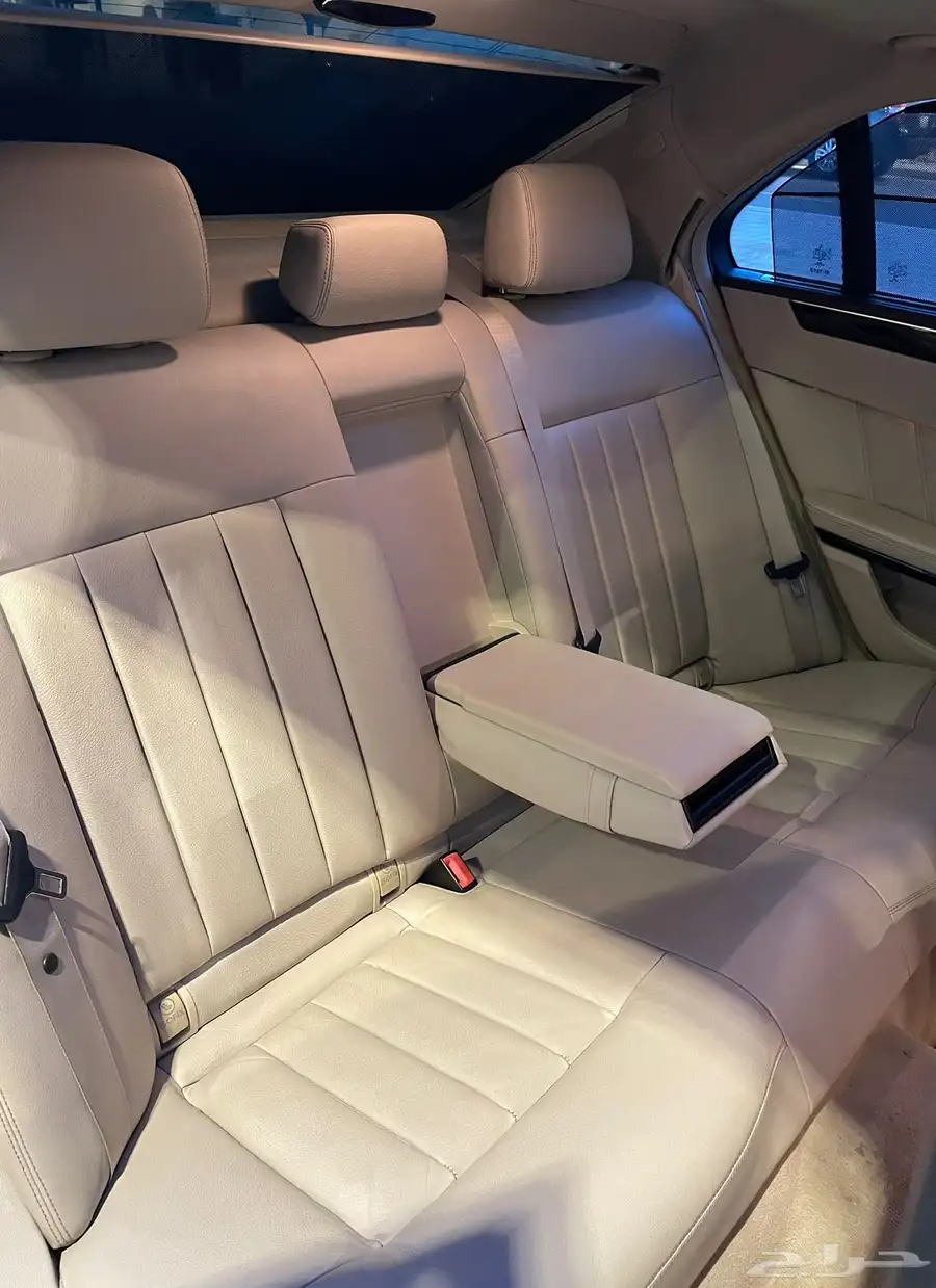 Mercedes E300 مرسيدس 300 27