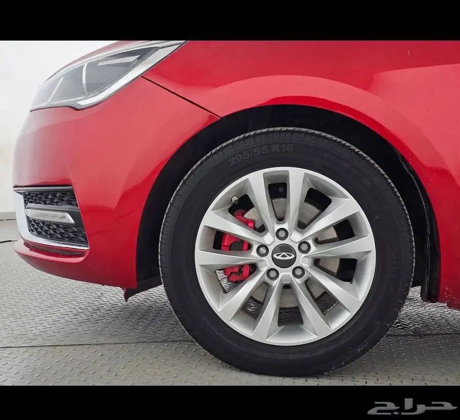 Chery Arrizo 5 4