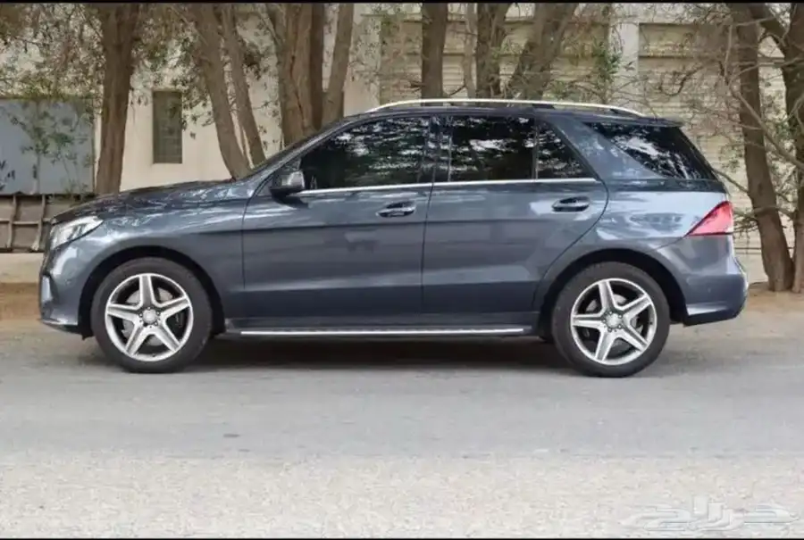 مرسيدس GLE 400 0