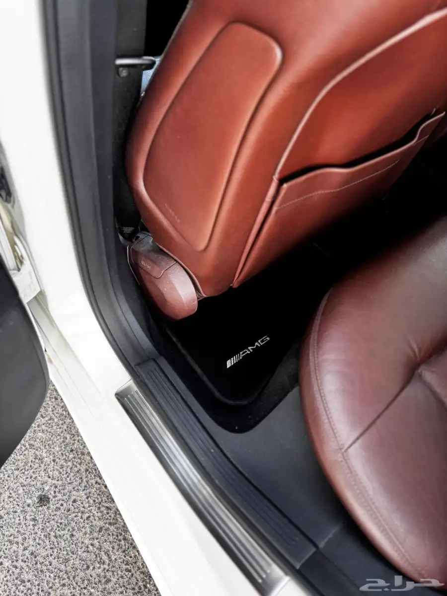 Mercedes E300 AMG kit 16