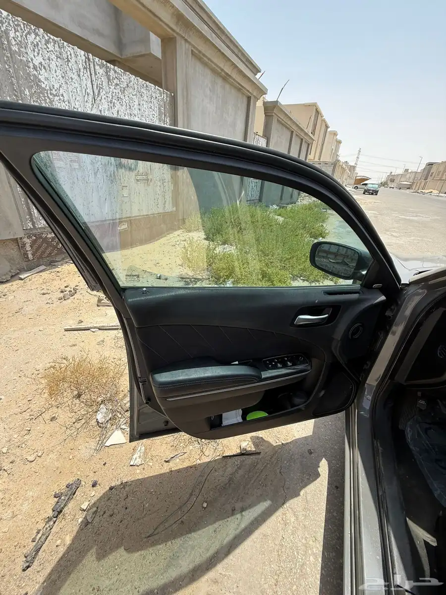 تشارجر 2015 SXT 9