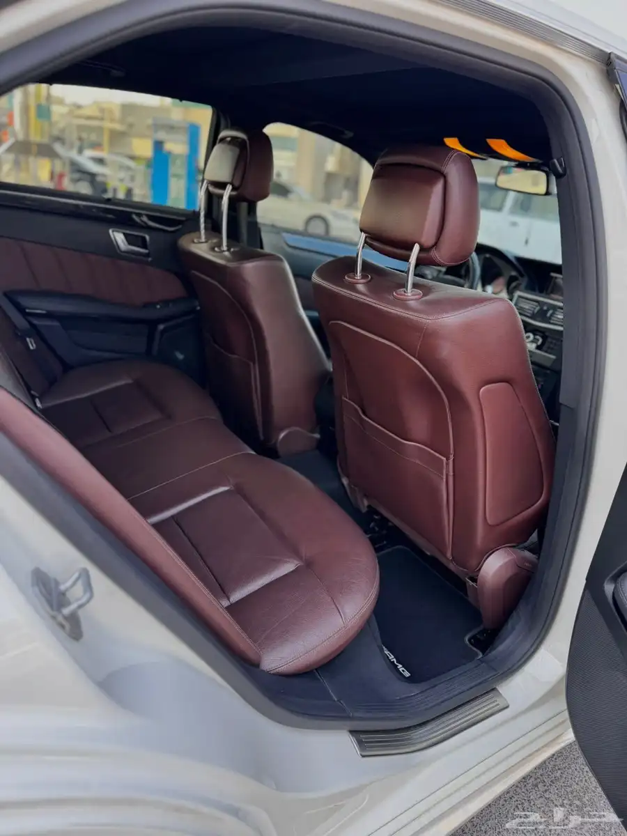 Mercedes E300 AMG kit 6